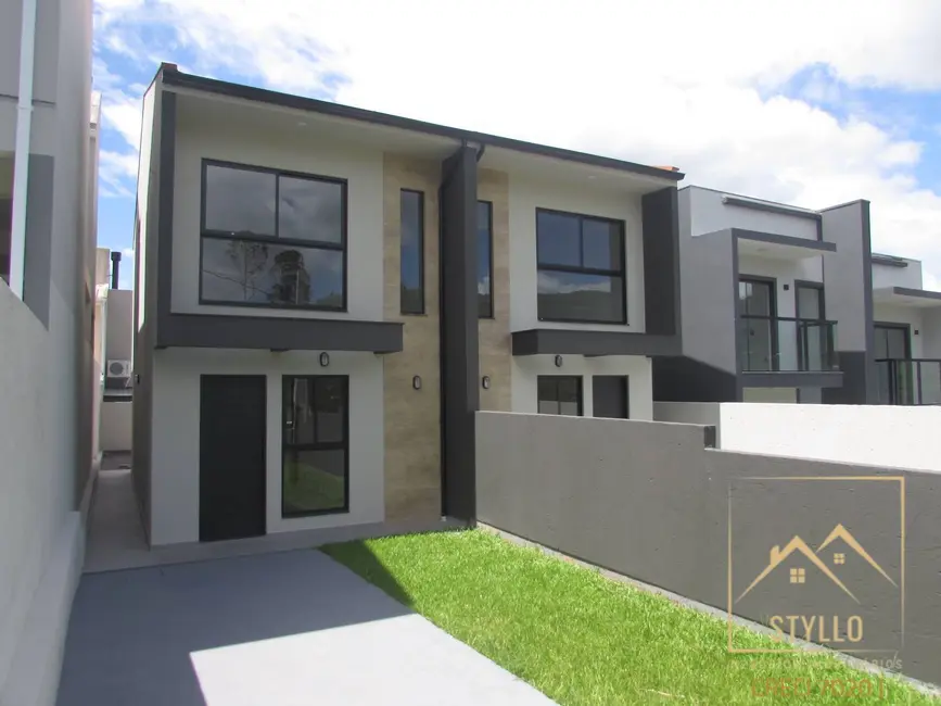 Foto 2 de Sobrado com 2 quartos à venda, 75m2 em Potecas, Sao Jose - SC