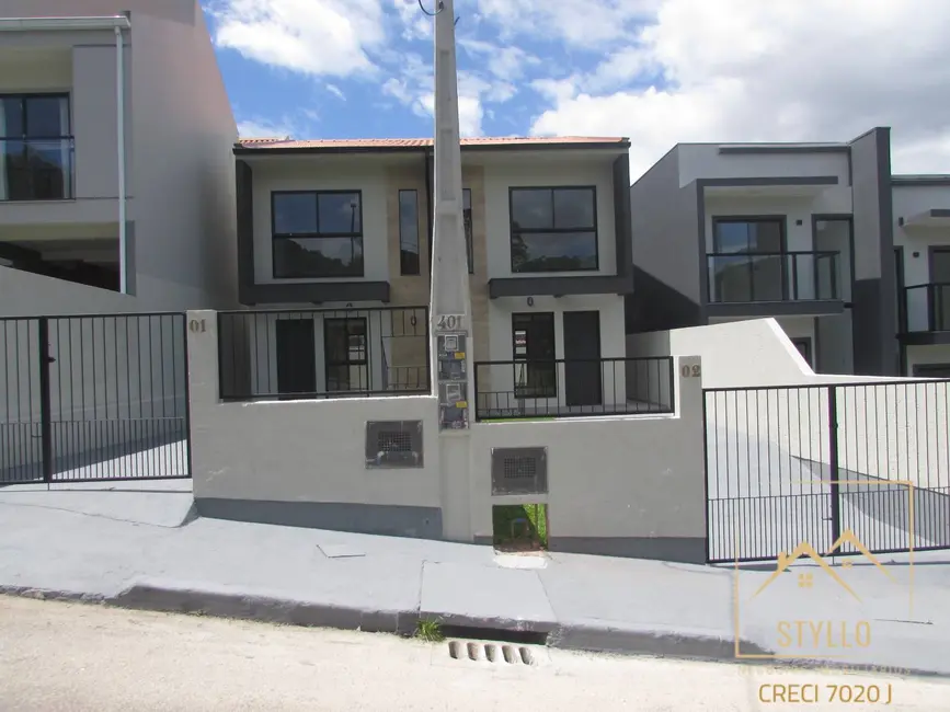 Foto 1 de Sobrado com 2 quartos à venda, 75m2 em Potecas, Sao Jose - SC