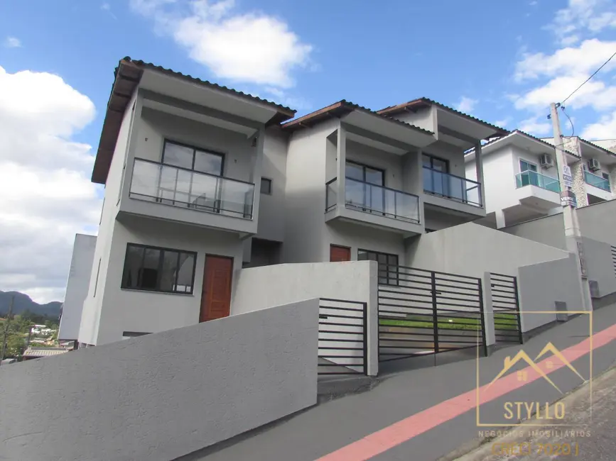 Foto 2 de Sobrado com 2 quartos à venda, 65m2 em Bela Vista, Palhoca - SC