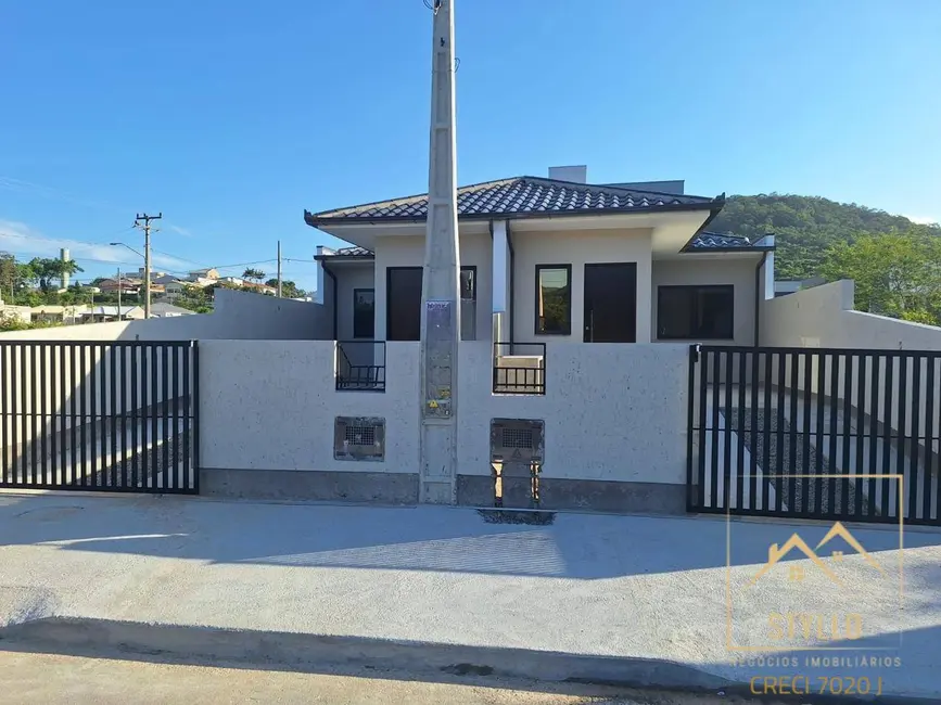 Foto 1 de Casa com 2 quartos à venda, 59m2 em Forquilhas, Sao Jose - SC
