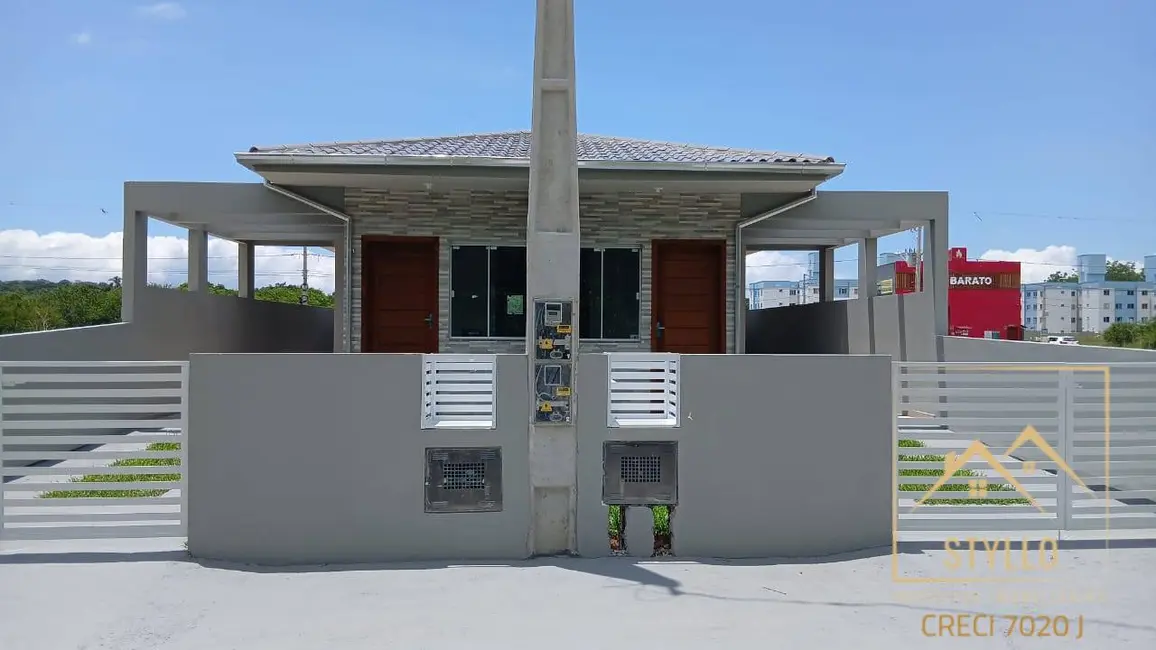 Foto 1 de Casa com 2 quartos à venda, 57m2 em Forquilhas, Sao Jose - SC