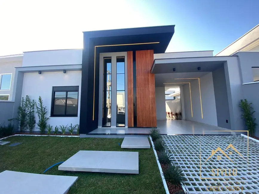 Foto 1 de Casa com 3 quartos à venda, 91m2 em Barra do Aririú, Palhoca - SC