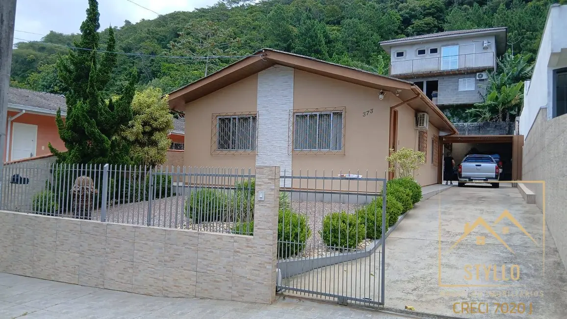 Foto 1 de Casa com 3 quartos à venda, 149m2 em Forquilhinha, Sao Jose - SC