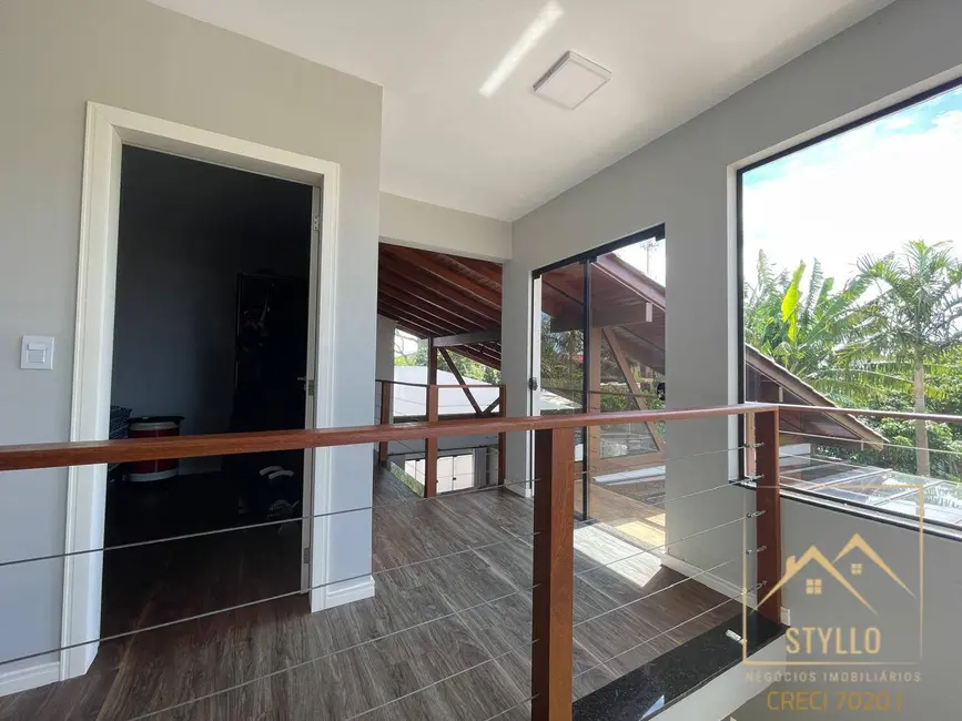 Foto 8 de Casa com 4 quartos à venda, 145m2 em Palhoca - SC