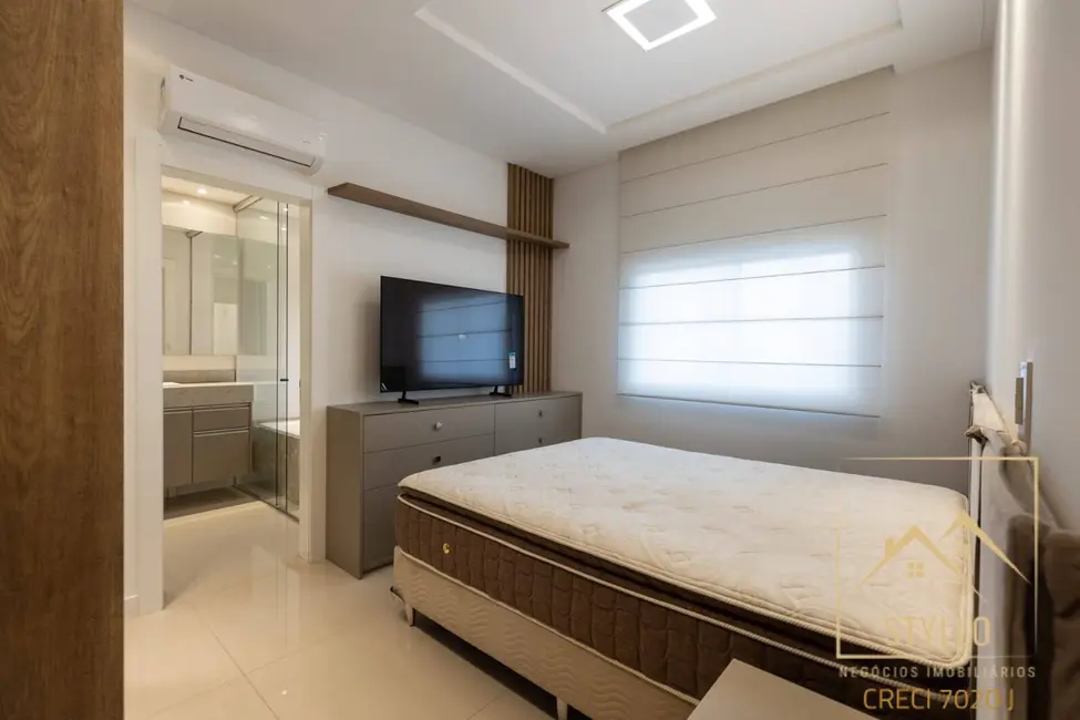 Foto 7 de Apartamento com 3 quartos à venda, 281m2 em Meia Praia, Itapema - SC