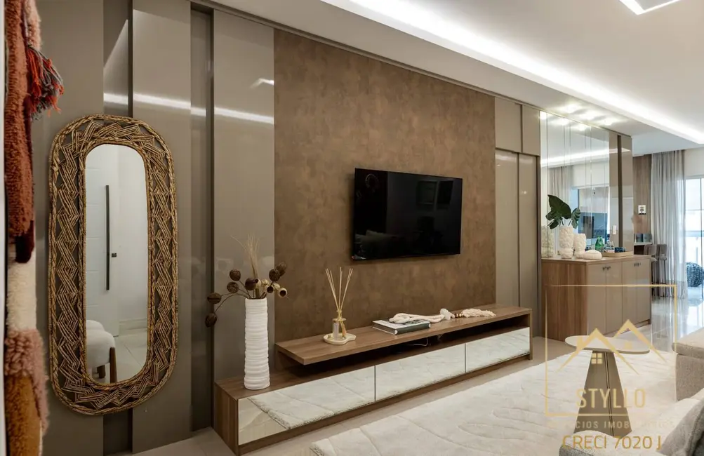 Foto 4 de Apartamento com 3 quartos à venda, 281m2 em Meia Praia, Itapema - SC