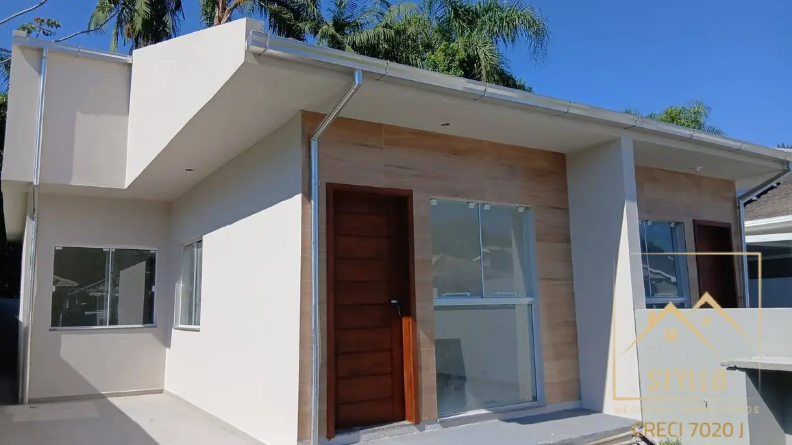 Foto 2 de Casa com 2 quartos à venda, 49m2 em Forquilhas, Sao Jose - SC