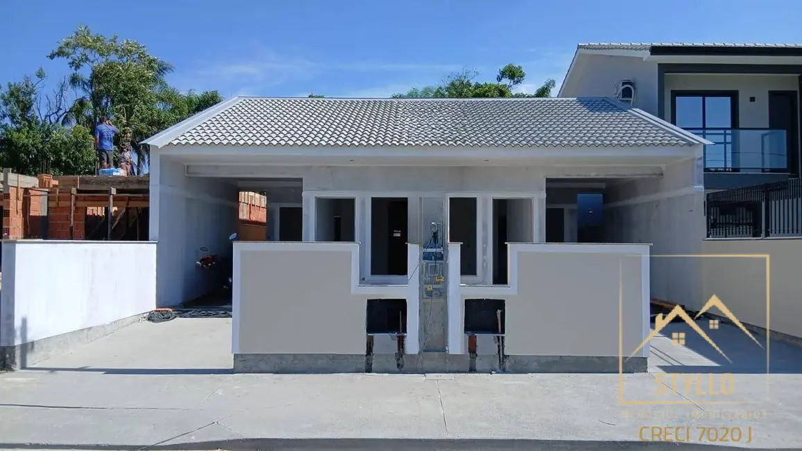 Foto 1 de Casa com 2 quartos à venda, 82m2 em Forquilhas, Sao Jose - SC