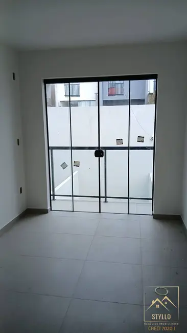 Foto 6 de Sobrado com 2 quartos à venda, 82m2 em Areias, Sao Jose - SC