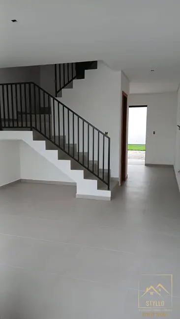 Foto 4 de Sobrado com 2 quartos à venda, 82m2 em Areias, Sao Jose - SC