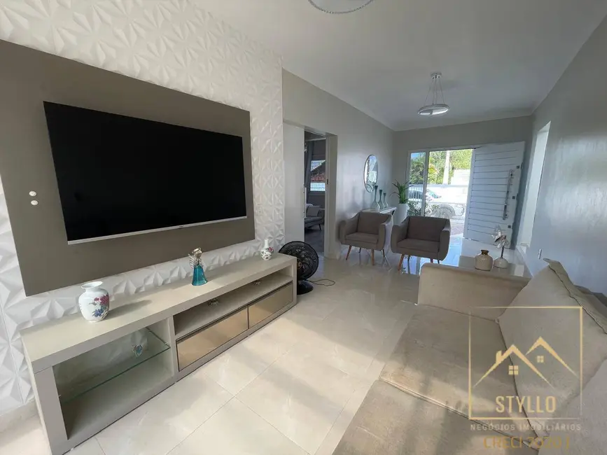 Foto 4 de Casa com 5 quartos à venda, 198m2 em Palhoca - SC