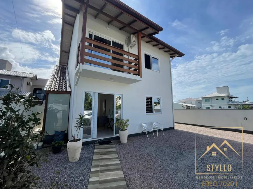 Foto 1 de Casa com 5 quartos à venda, 198m2 em Palhoca - SC