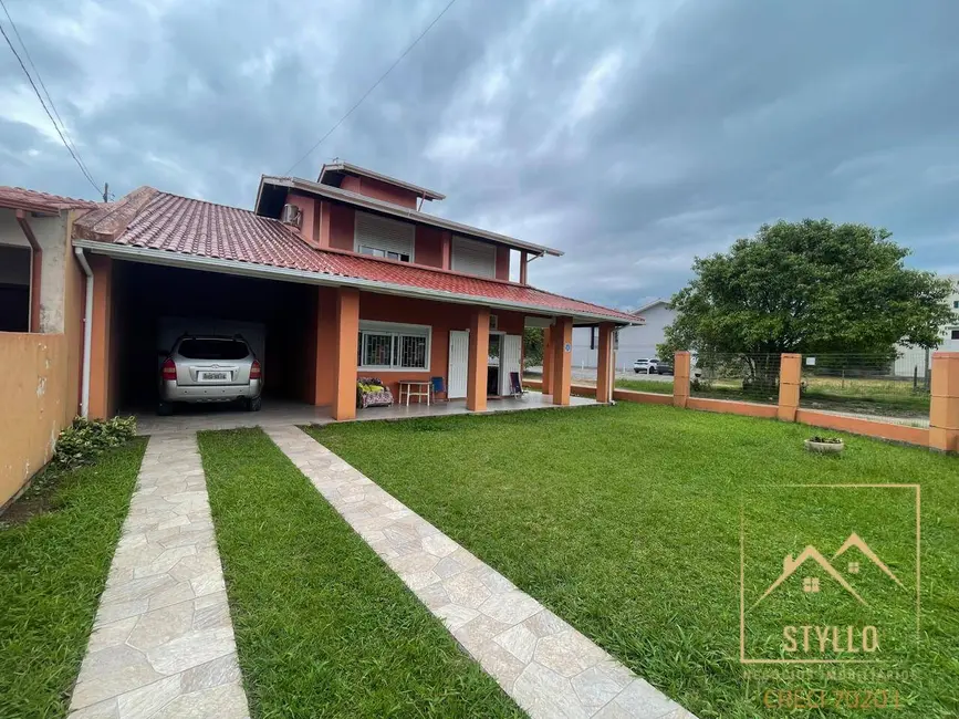 Casa com 5 quartos à venda, 256m2 em Palhoca - SC - imagem 1 Foto 1 de Casa com 5 quartos à venda, 256m2 em Palhoca - SC