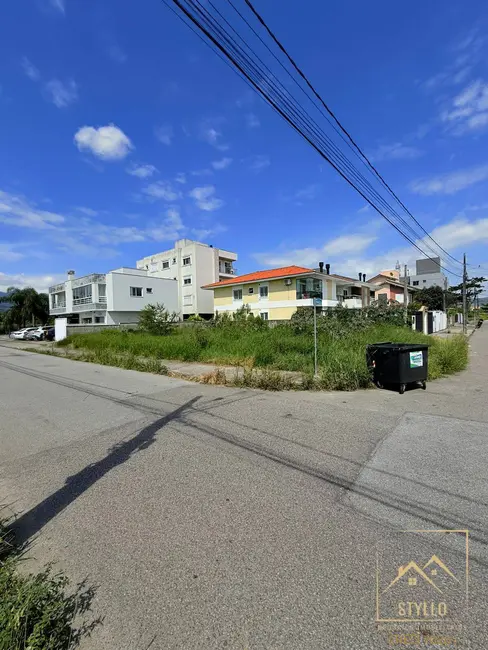 Foto 1 de Terreno / Lote à venda, 376m2 em Nova Palhoça, Palhoca - SC