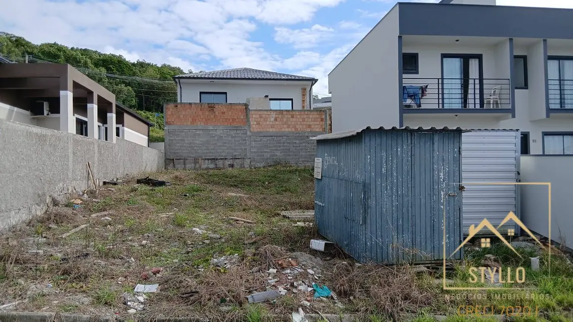 Foto 1 de Terreno / Lote à venda, 200m2 em Forquilhas, Sao Jose - SC