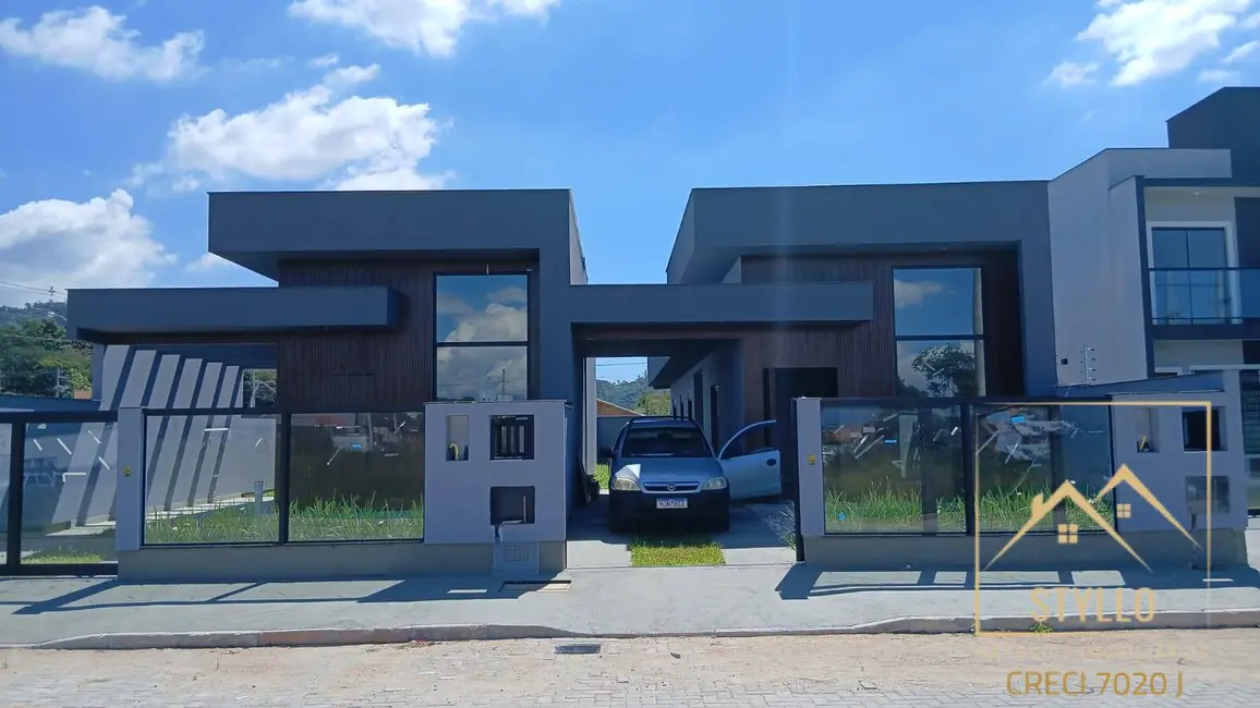 Foto 1 de Casa com 3 quartos à venda, 109m2 em Forquilhas, Sao Jose - SC