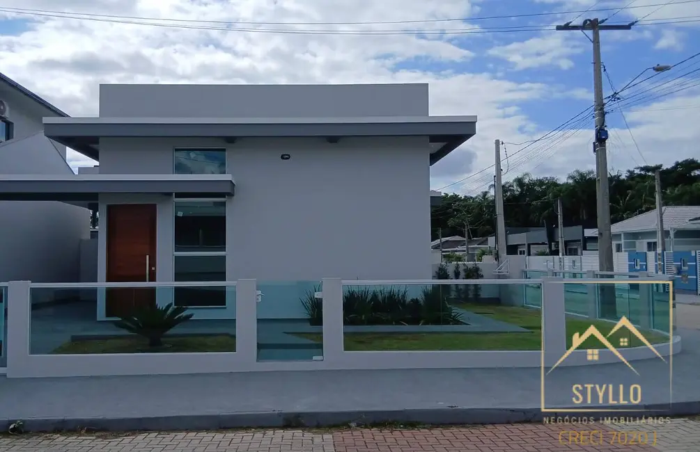 Foto 2 de Casa com 2 quartos à venda, 60m2 em Forquilhas, Sao Jose - SC