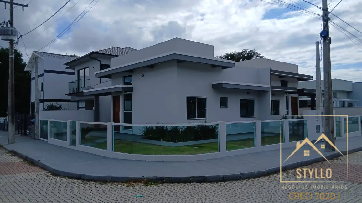 Foto 1 de Casa com 2 quartos à venda, 60m2 em Forquilhas, Sao Jose - SC