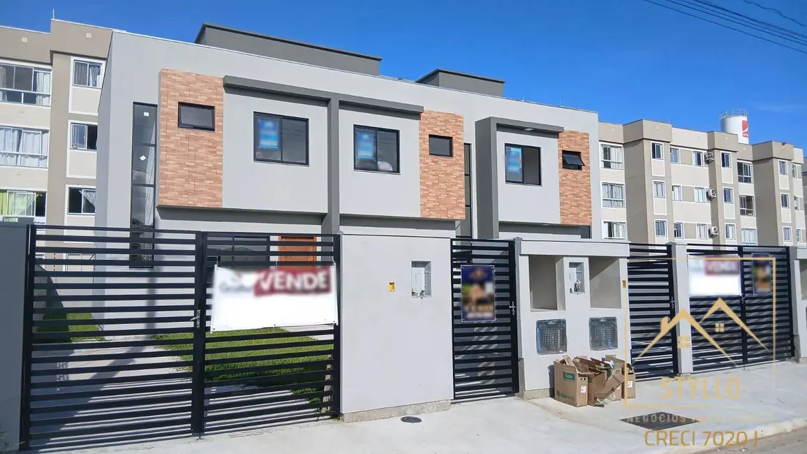 Foto 2 de Sobrado com 2 quartos à venda, 73m2 em Sertão do Maruim, Sao Jose - SC