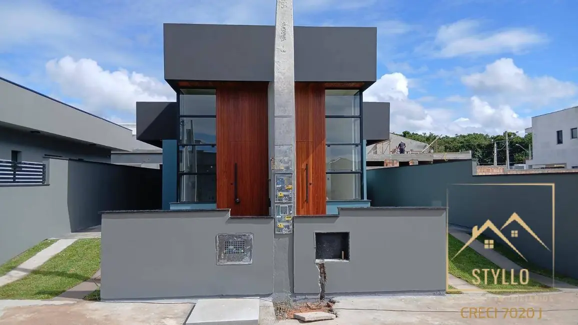 Foto 1 de Casa com 2 quartos à venda, 55m2 em Forquilhas, Sao Jose - SC