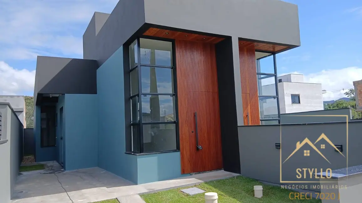 Foto 2 de Casa com 2 quartos à venda, 55m2 em Forquilhas, Sao Jose - SC