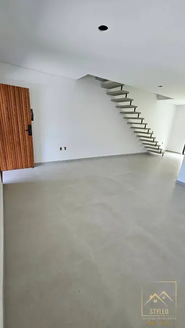 Foto 5 de Sobrado com 3 quartos à venda, 106m2 em Potecas, Sao Jose - SC