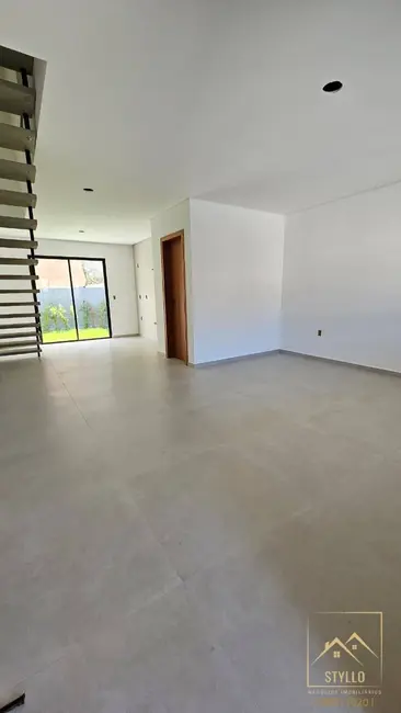 Foto 4 de Sobrado com 3 quartos à venda, 106m2 em Potecas, Sao Jose - SC