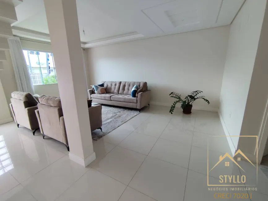 Casa com 3 quartos à venda, 355m2 em Areias, Sao Jose - SC - imagem 7 Foto 7 de Casa com 3 quartos à venda, 355m2 em Areias, Sao Jose - SC