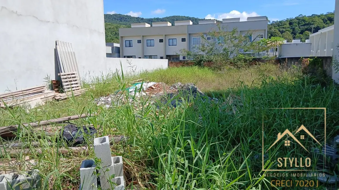 Foto 3 de Terreno / Lote à venda, 400m2 em Sertão do Maruim, Sao Jose - SC