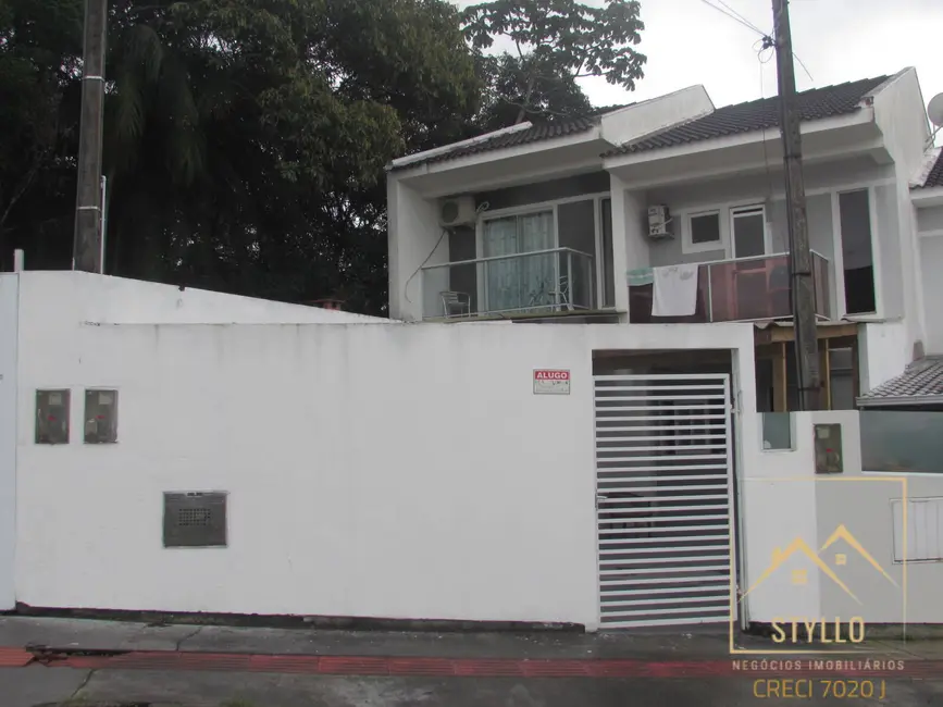 Foto 2 de Casa com 2 quartos à venda, 65m2 em Forquilhas, Sao Jose - SC