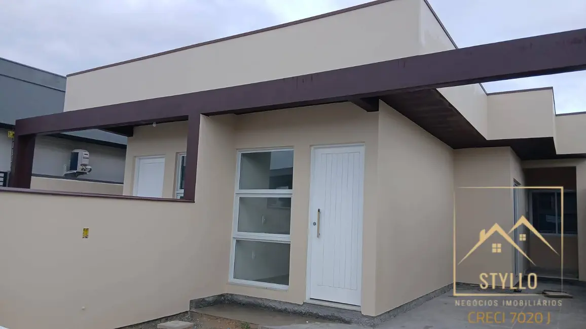 Foto 2 de Casa com 2 quartos à venda, 55m2 em Forquilhas, Sao Jose - SC