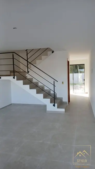 Foto 4 de Sobrado com 2 quartos à venda, 100m2 em Sertão do Maruim, Sao Jose - SC