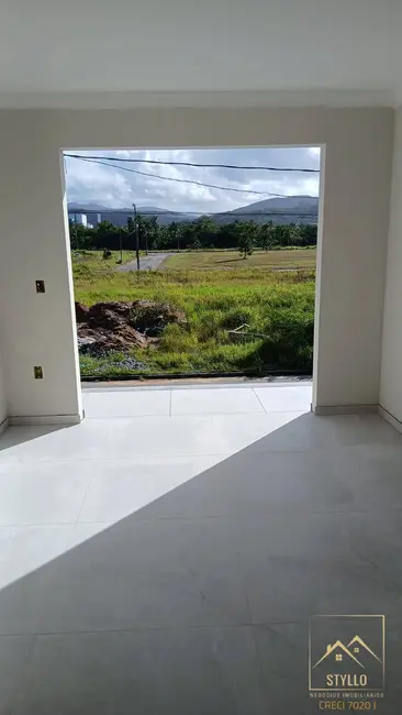 Foto 5 de Sobrado com 2 quartos à venda, 115m2 em Sertão do Maruim, Sao Jose - SC