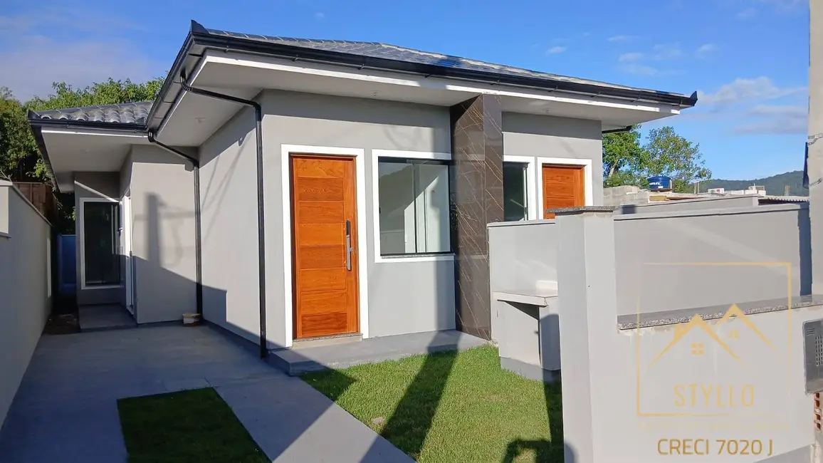 Foto 2 de Casa com 2 quartos à venda, 49m2 em Forquilhas, Sao Jose - SC