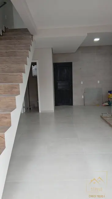 Sobrado com 2 quartos à venda, 105m2 em Sao Jose - SC - imagem 4 Foto 4 de Sobrado com 2 quartos à venda, 105m2 em Sao Jose - SC