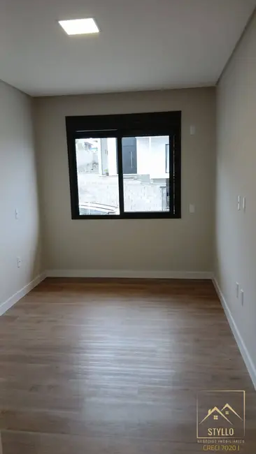 Foto 6 de Casa com 3 quartos à venda, 220m2 em Potecas, Sao Jose - SC
