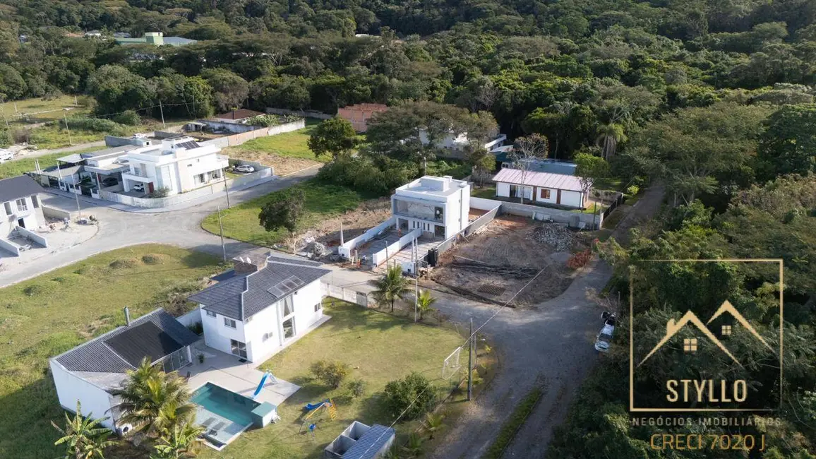 Foto 6 de Sobrado com 2 quartos à venda, 90m2 em Praia de Fora, Palhoca - SC