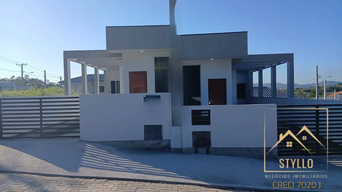 Foto 1 de Casa com 2 quartos à venda, 52m2 em Forquilhas, Sao Jose - SC