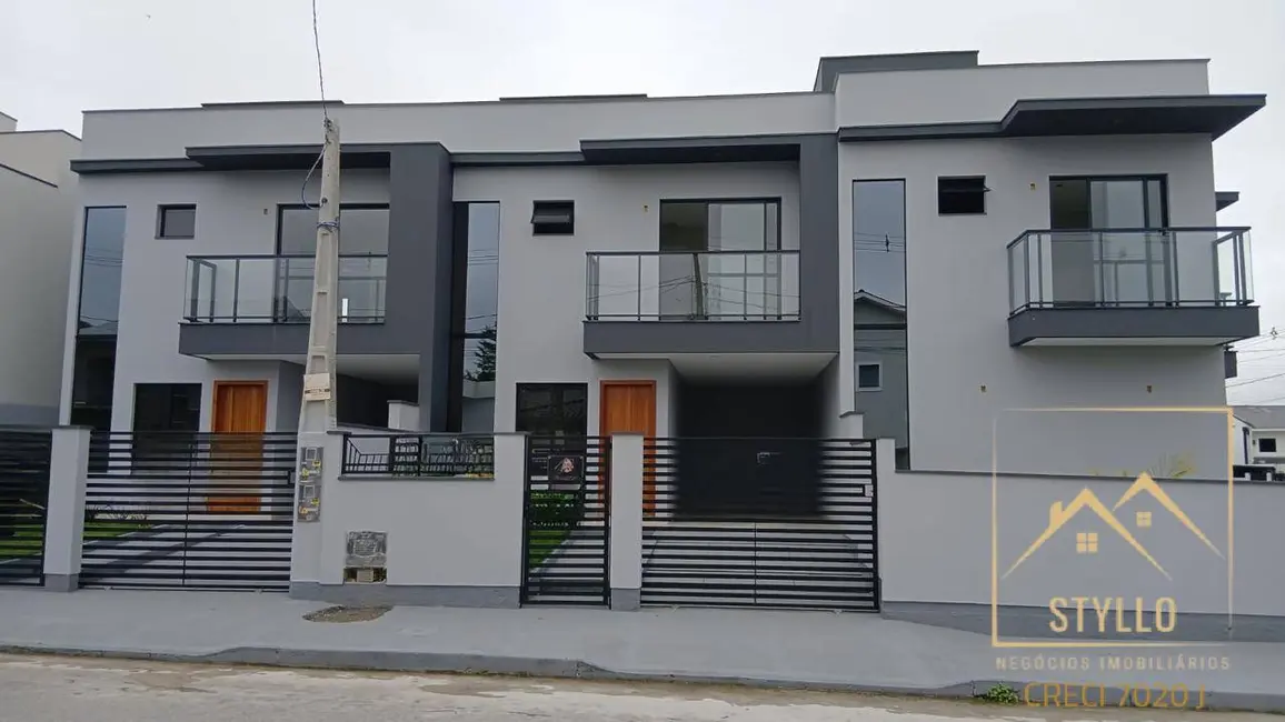 Sobrado com 3 quartos à venda, 124m2 em Potecas, Sao Jose - SC - imagem 2 Foto 2 de Sobrado com 3 quartos à venda, 124m2 em Potecas, Sao Jose - SC