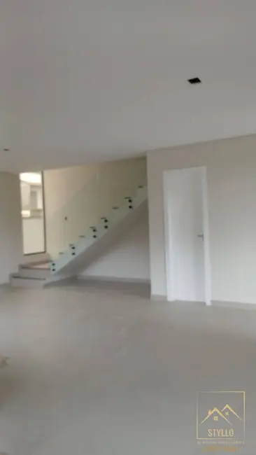 Sobrado com 3 quartos à venda, 124m2 em Potecas, Sao Jose - SC - imagem 9 Foto 9 de Sobrado com 3 quartos à venda, 124m2 em Potecas, Sao Jose - SC