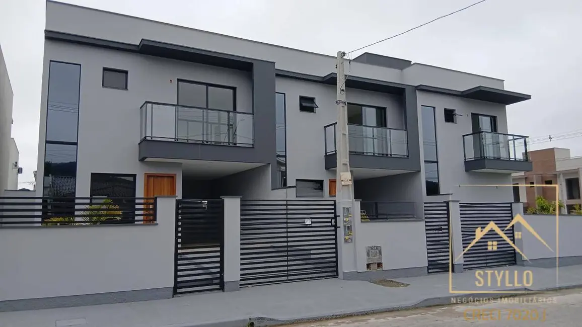 Sobrado com 3 quartos à venda, 124m2 em Potecas, Sao Jose - SC - imagem 3 Foto 3 de Sobrado com 3 quartos à venda, 124m2 em Potecas, Sao Jose - SC