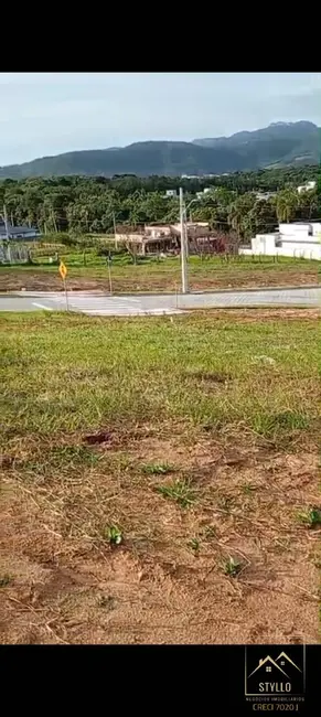Foto 1 de Terreno / Lote à venda, 200m2 em Forquilhas, Sao Jose - SC