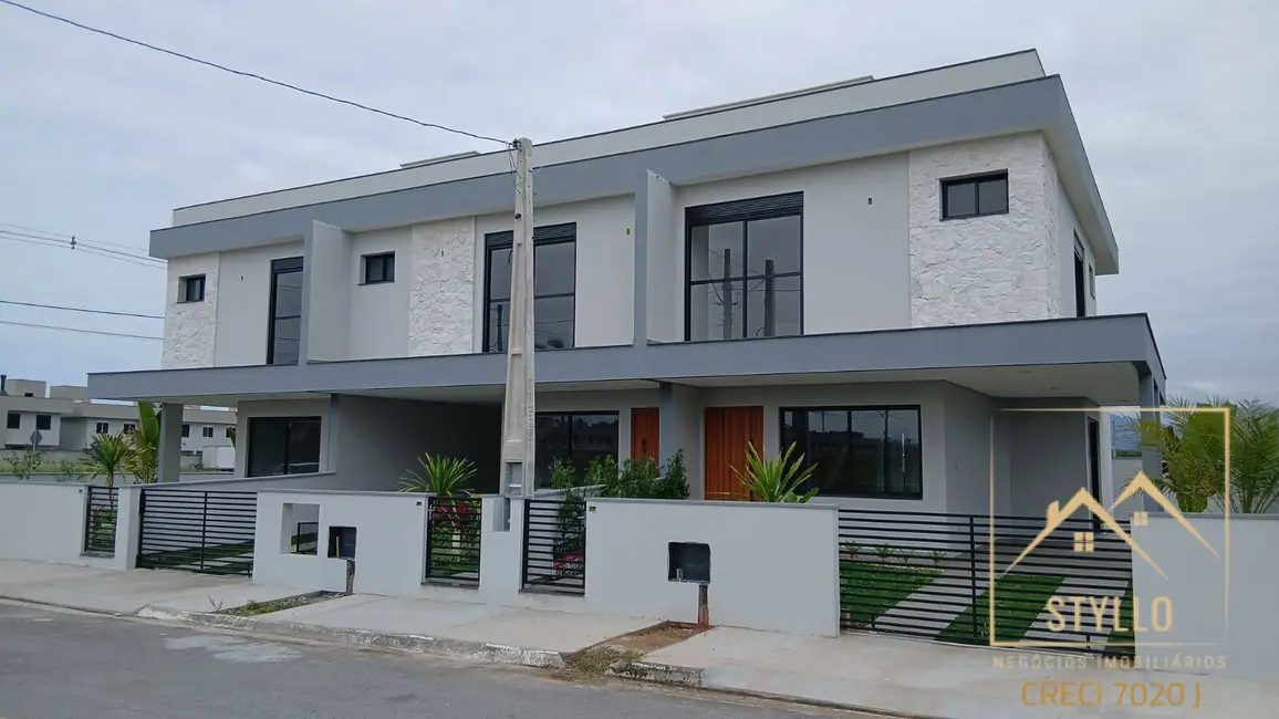 Sobrado com 3 quartos à venda, 163m2 em Sertão do Maruim, Sao Jose - SC - imagem 4 Foto 4 de Sobrado com 3 quartos à venda, 163m2 em Sertão do Maruim, Sao Jose - SC