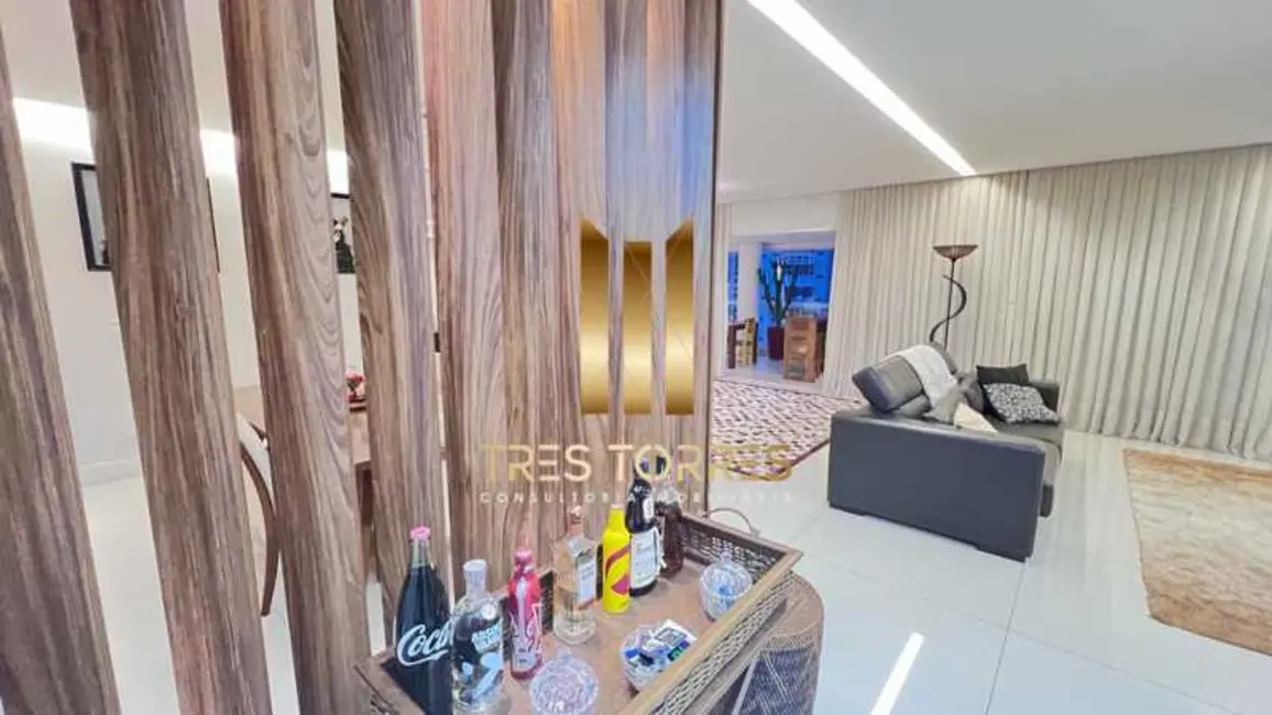 Foto 8 de Apartamento com 3 quartos à venda, 234m2 em Santo Antônio, Sao Caetano Do Sul - SP