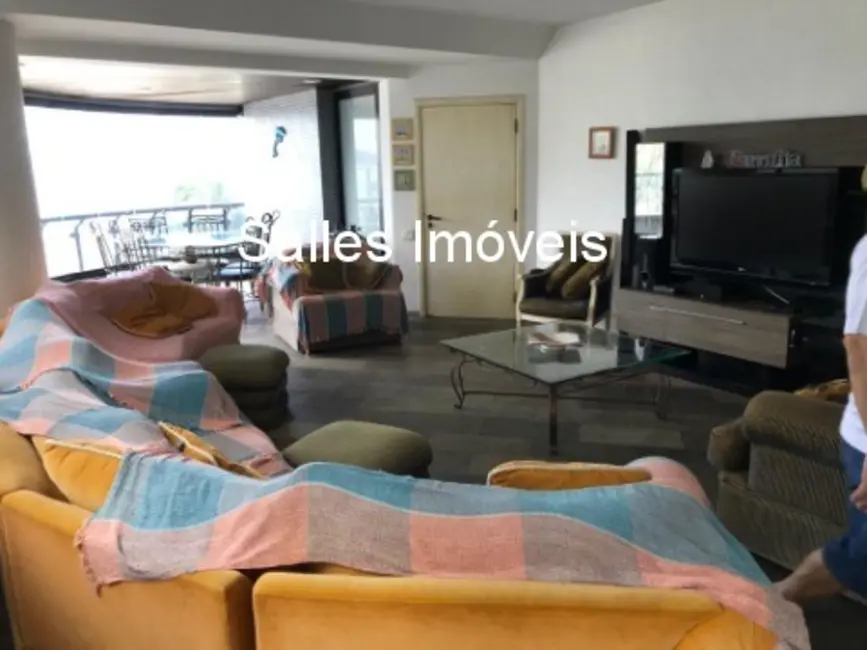 Apartamento com 3 quartos à venda, 200m2 em Guaruja - SP - imagem 1 Foto 1 de Apartamento com 3 quartos à venda, 200m2 em Guaruja - SP