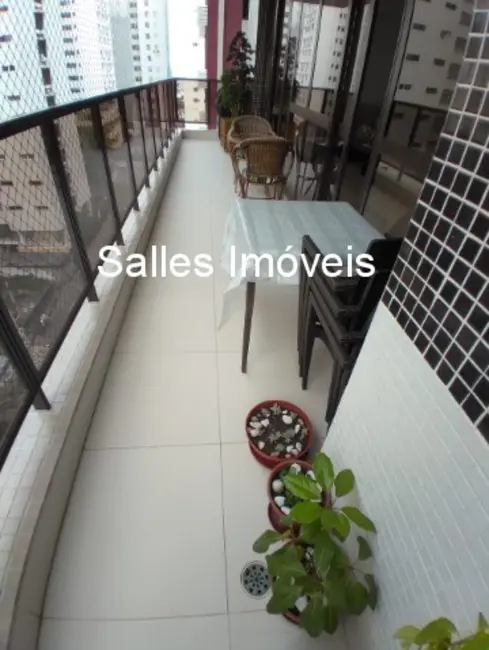 Apartamento com 5 quartos à venda, 216m2 em Guaruja - SP - imagem 3 Foto 3 de Apartamento com 5 quartos à venda, 216m2 em Guaruja - SP