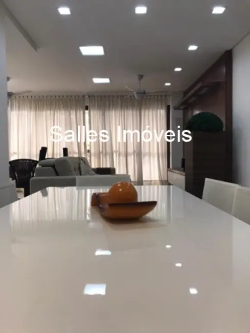 Apartamento com 3 quartos à venda, 180m2 em Barra Funda, Guaruja - SP - imagem 6 Foto 6 de Apartamento com 3 quartos à venda, 180m2 em Barra Funda, Guaruja - SP