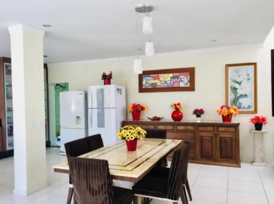 Casa de Condomínio com 6 quartos à venda, 510m2 em Enseada, Guaruja - SP - imagem 5 Foto 5 de Casa de Condomínio com 6 quartos à venda, 510m2 em Enseada, Guaruja - SP