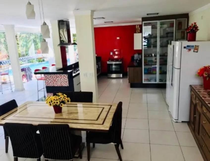 Casa de Condomínio com 6 quartos à venda, 510m2 em Enseada, Guaruja - SP - imagem 3 Foto 3 de Casa de Condomínio com 6 quartos à venda, 510m2 em Enseada, Guaruja - SP