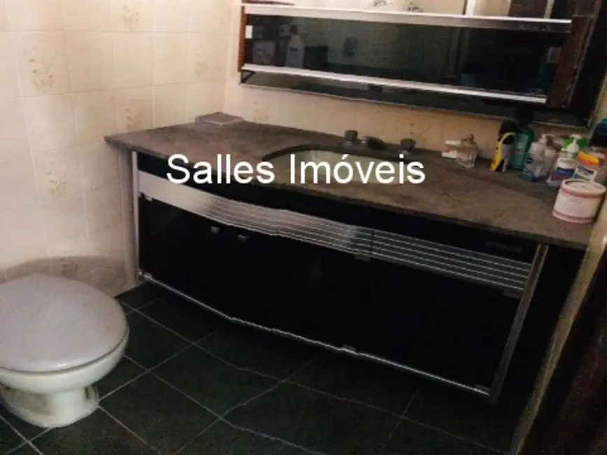 Apartamento com 3 quartos para alugar, 200m2 em Guaruja - SP - imagem 9 Foto 9 de Apartamento com 3 quartos para alugar, 200m2 em Guaruja - SP